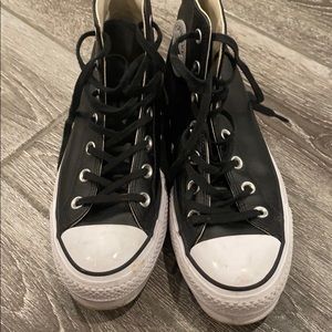 Leather black platform converse